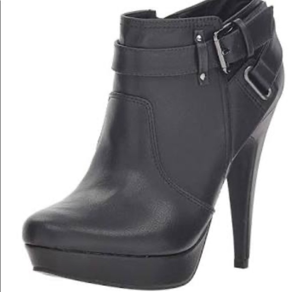 Guess “Dorine” Black Booties Size 10M - Picture 2 of 6